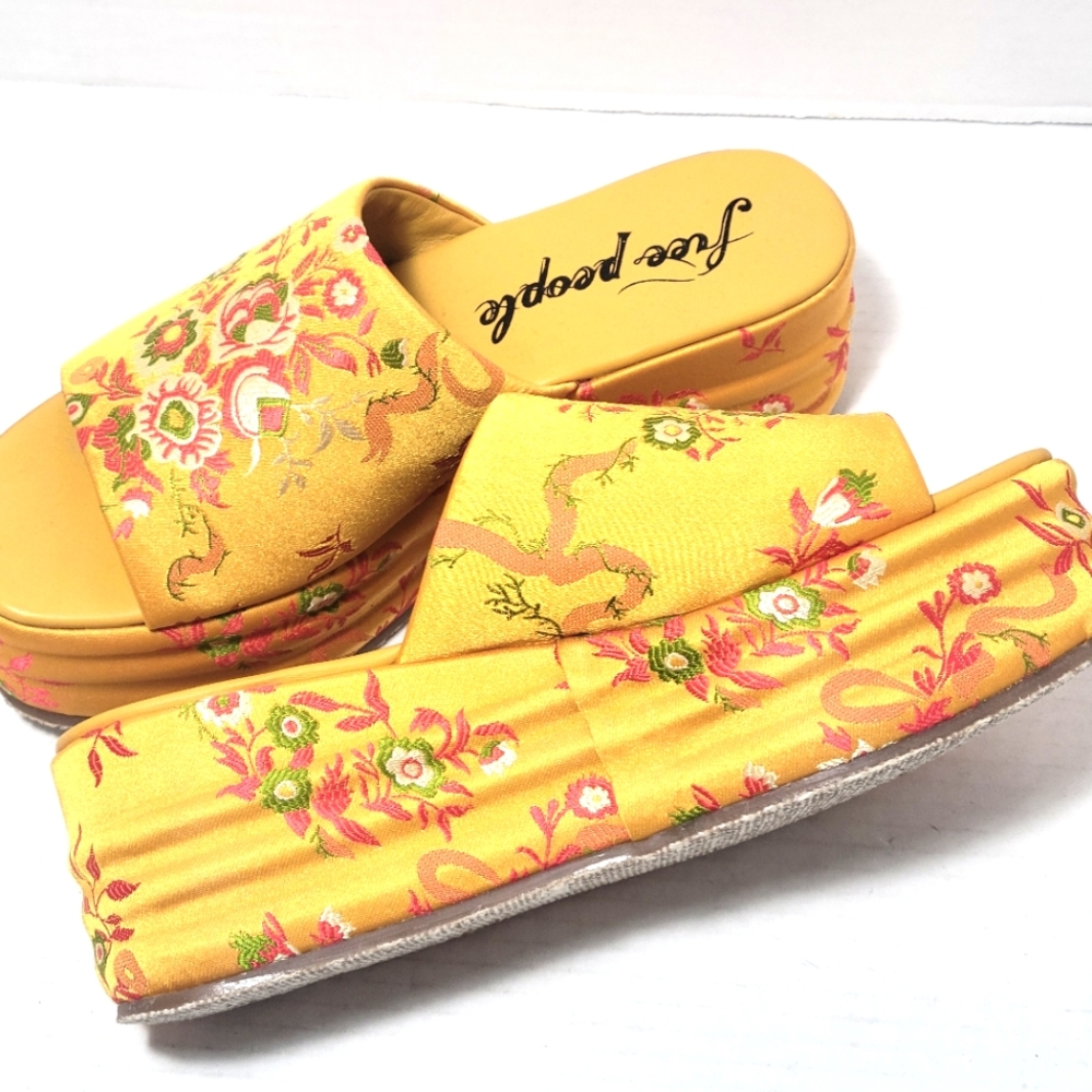 NWOT FREE PEOPLE Harbor Yellow Brocade Flatform Mules - Picture 7 of 11